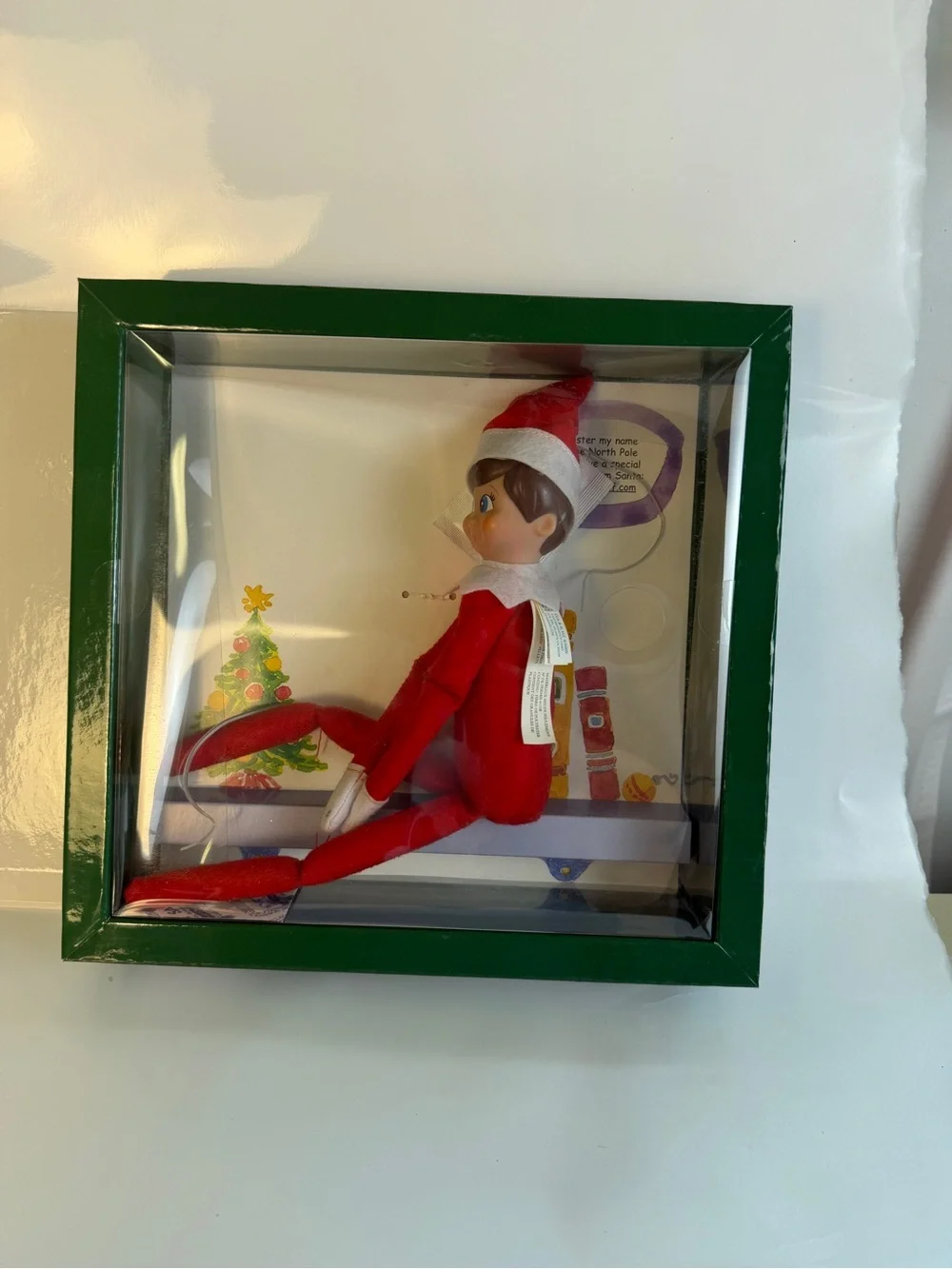 The Elf on the Shelf Wall- VTG 2005 blue eye brown hair boy. New open box